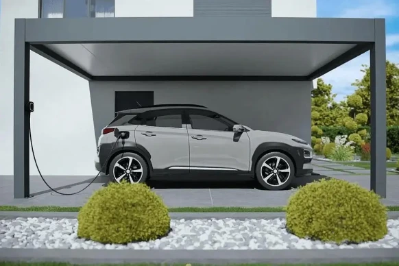 Panneaux solaires sur carport : installation de panneaux photovoltaïques sur un carport pour maximiser la production d'énergie solaire et optimiser votre autoconsommation.